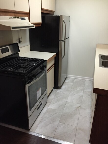 Building Photo - 920 Jonathon Ct