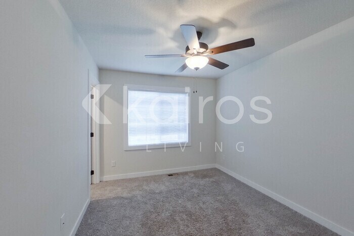 Building Photo - 6914 Bluebell Ct