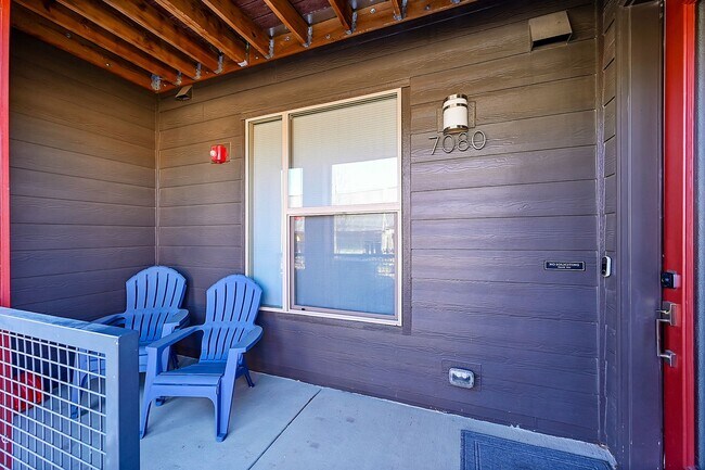 Building Photo - 7080 W Alaska Dr
