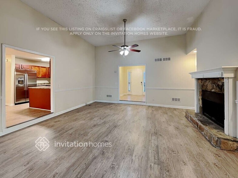 Building Photo - 235 Township Dr