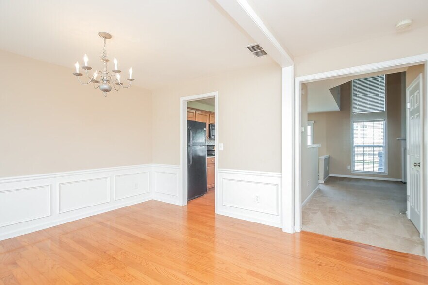 Building Photo - 8855 Grappe Trace