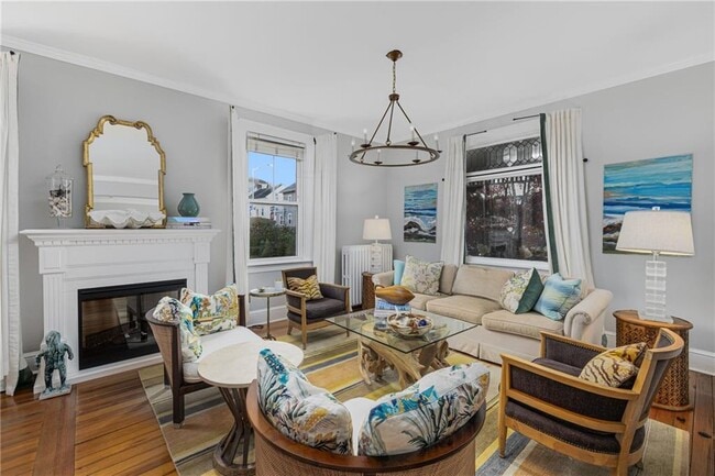 Building Photo - 30 Bull St