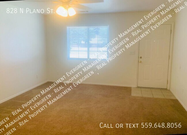 Building Photo - 828 N Plano St
