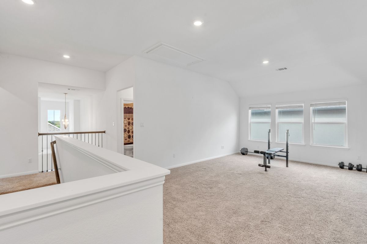 Building Photo - 133 Lenera Dr