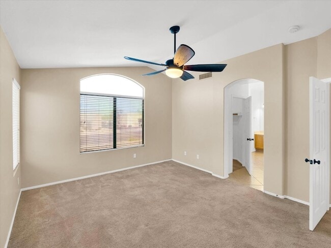 Building Photo - 13620 N 82nd Ln