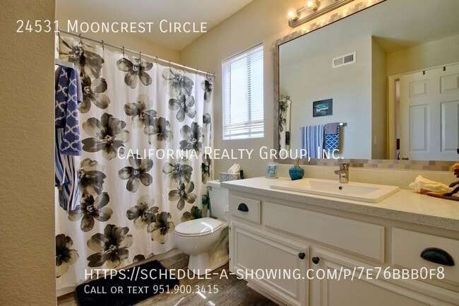 Building Photo - 24531 Mooncrest Cir