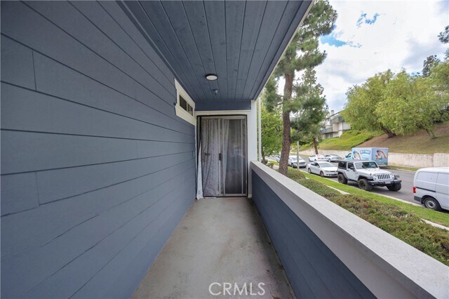 Building Photo - 111 S Lakeview Ave