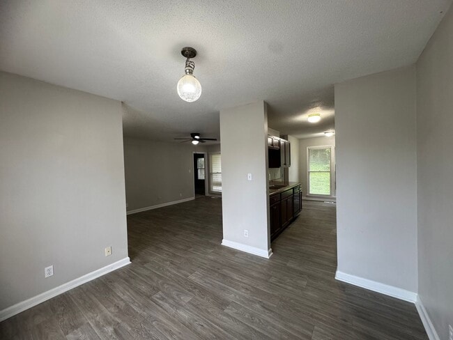 Building Photo - Single Family Home in Clarksville