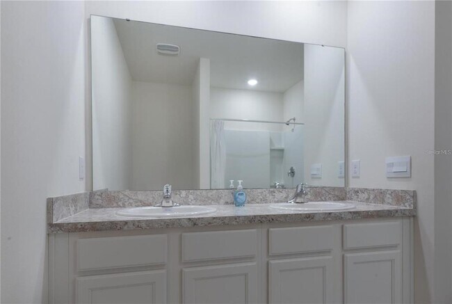 Building Photo - 1267 Berry Ln
