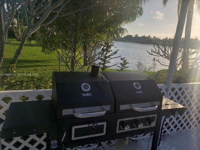 Building Photo - 412 NW 72nd St