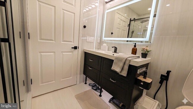 Building Photo - 109 Forelock Ct