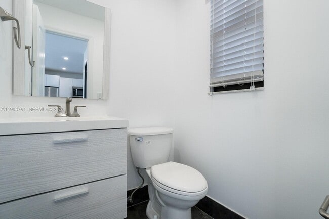 Building Photo - 4311 NW 115th Ave