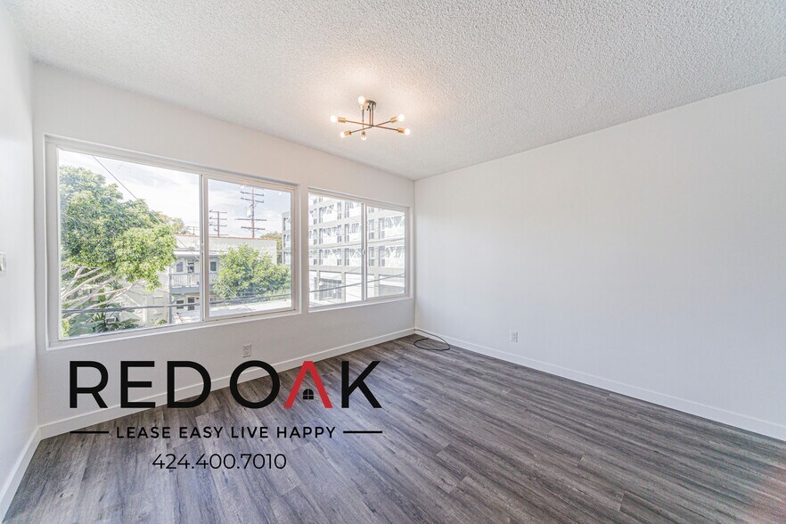 Building Photo - 1051 N Gardner St