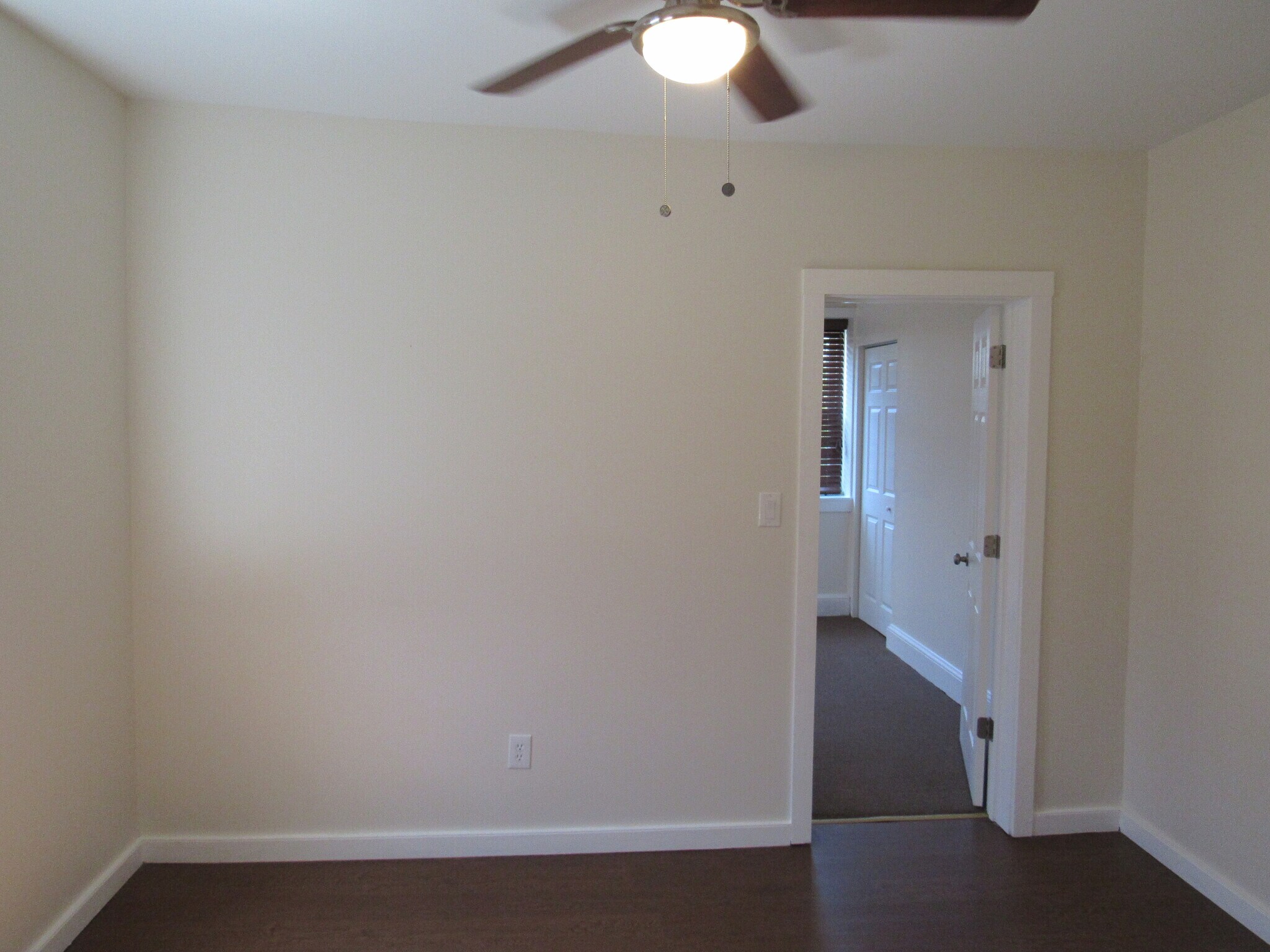 Dining Room - 132 Main St