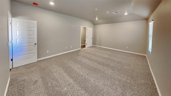 Building Photo - 2904 Casey Dr
