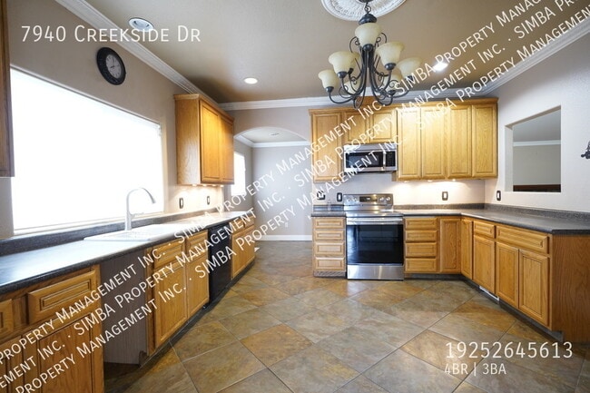 Building Photo - 7940 Creekside Dr