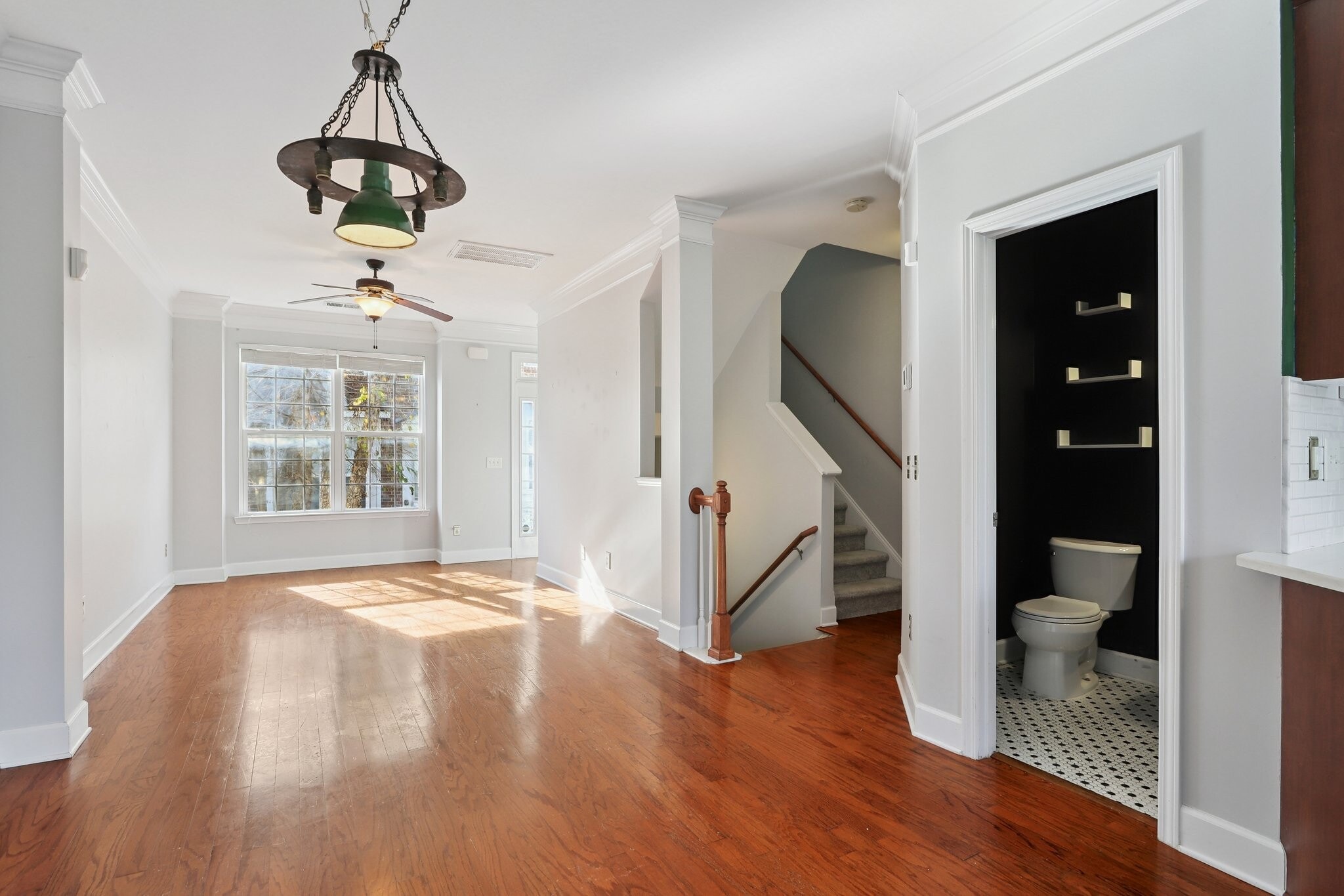 Building Photo - 503 Saint Jules Ln