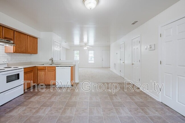 Building Photo - 2909 2nd Ave