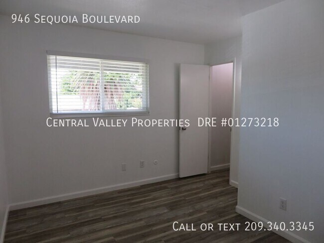 Building Photo - 946 Sequoia Blvd