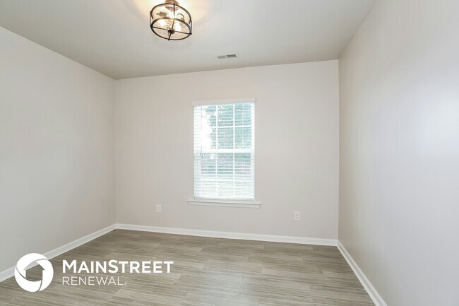 Building Photo - 111 Naples Rd