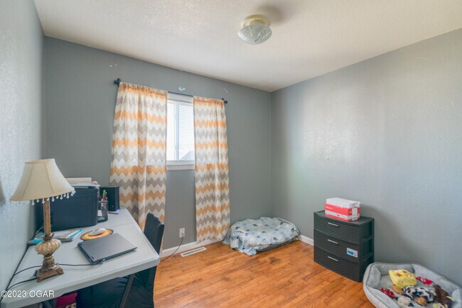 Building Photo - 2415 New Hampshire Ave