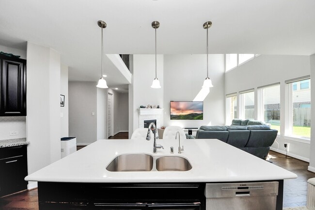 Building Photo - 2707 Brighton Willow Way