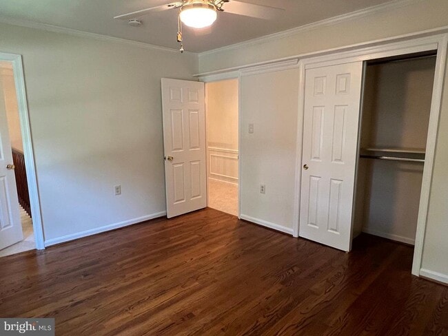 Building Photo - 10101 Alsace Ct