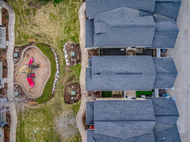Building Photo - 3324 E Garin Ct