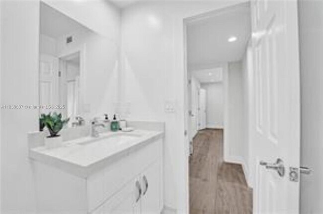 Building Photo - 4100 N 58th Ave