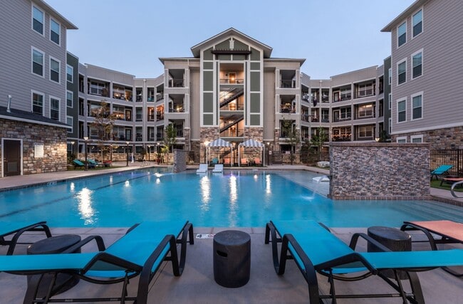 Building Photo - The Zeb