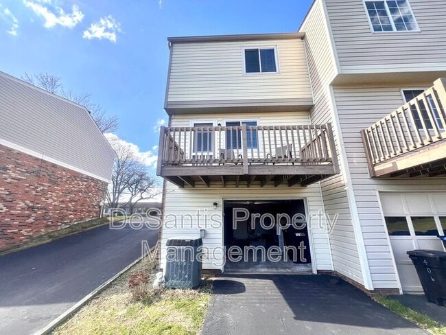 Building Photo - 406 Bonnie Brae Dr