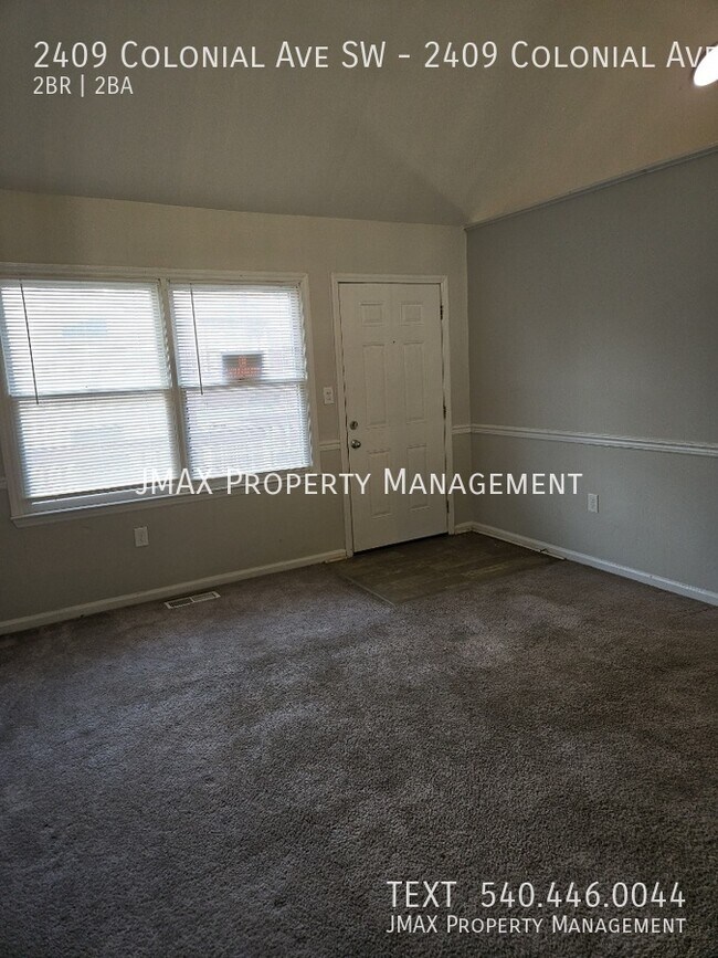 Building Photo - 2409 Colonial Ave SW