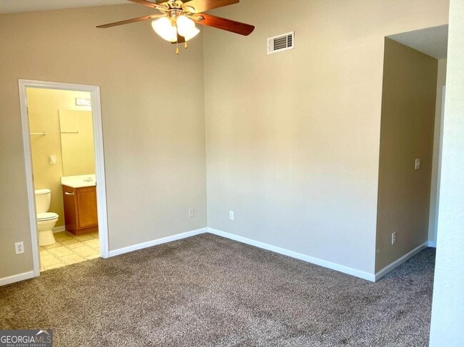 Building Photo - 6938 Rogers Point