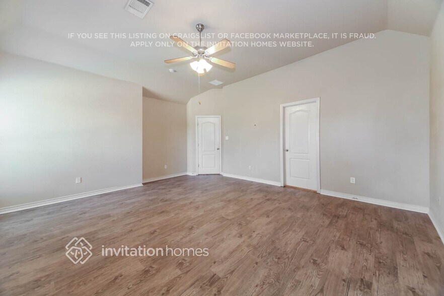 Building Photo - 1147 Clairemont Ln