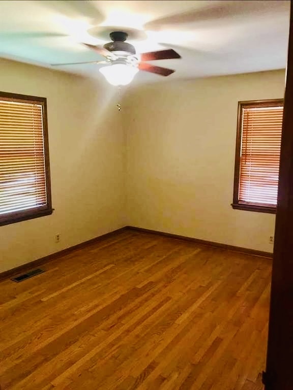 Building Photo - 1505 Huntington Way