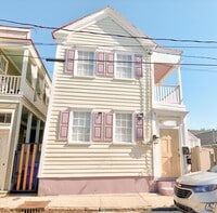 Building Photo - 8 Sires St