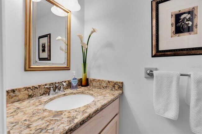 Building Photo - 6500 Sunset Way