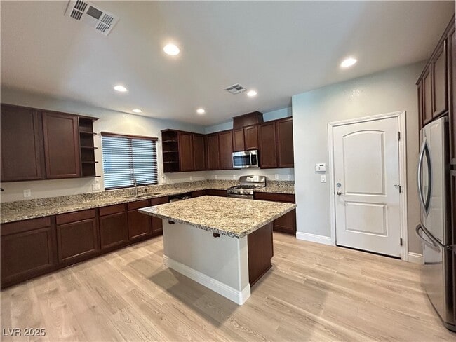 Building Photo - 6433 Willowstone St