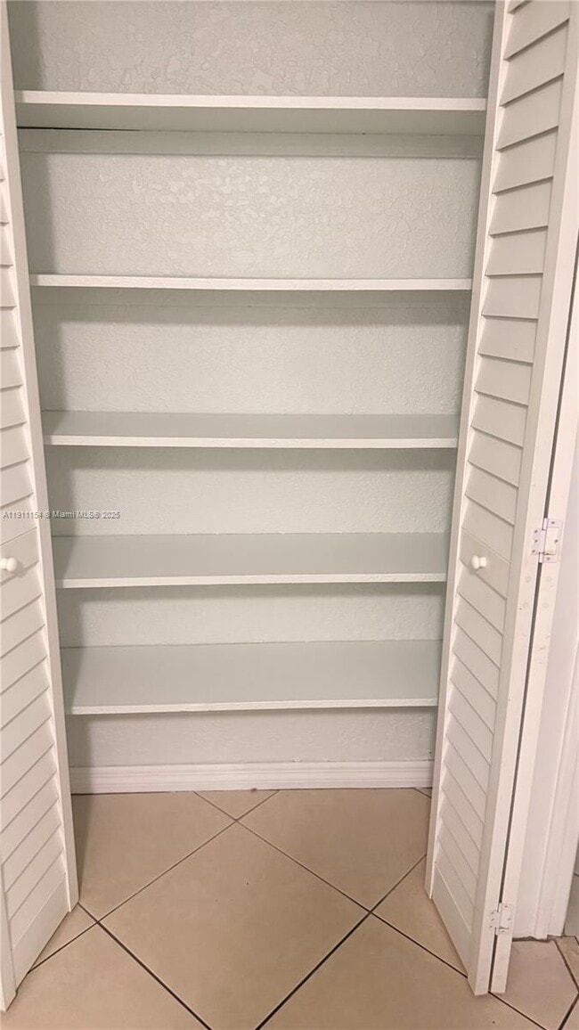 Building Photo - 7430 Miami Lakes Dr