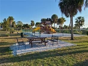 Building Photo - 124 Santa Clara Dr