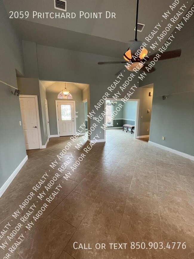 Building Photo - 2059 Pritchard Point Dr