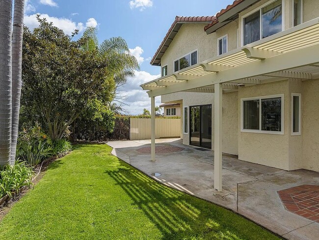 Building Photo - 1920 Avenida Joaquin