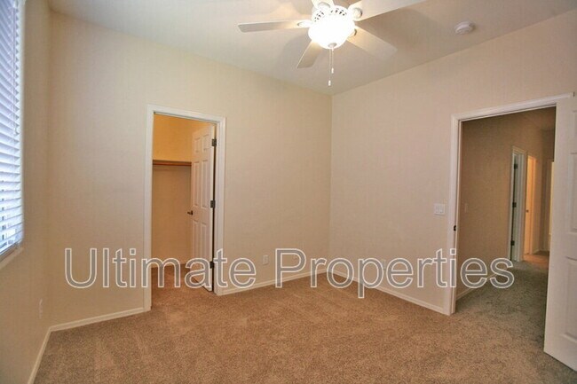 Building Photo - 14443 W Hearn Rd