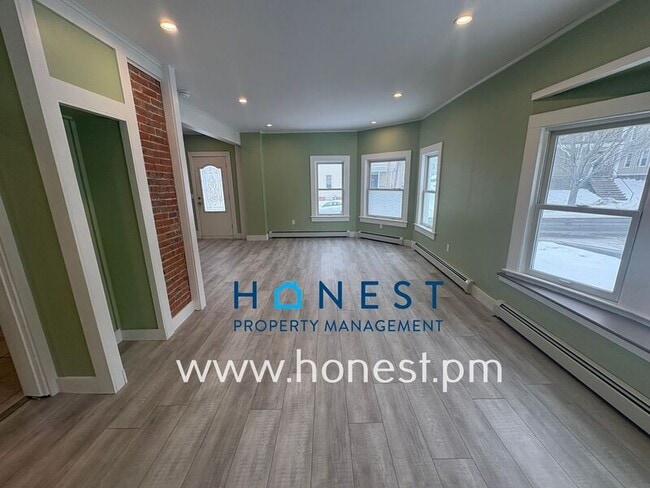 Building Photo - 101 Sabbatus Street