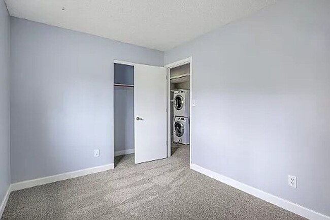 Building Photo - 8132 Bold Forbes Ct