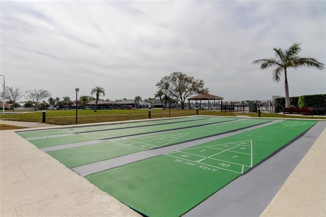 Building Photo - 5200 Brittany Dr S