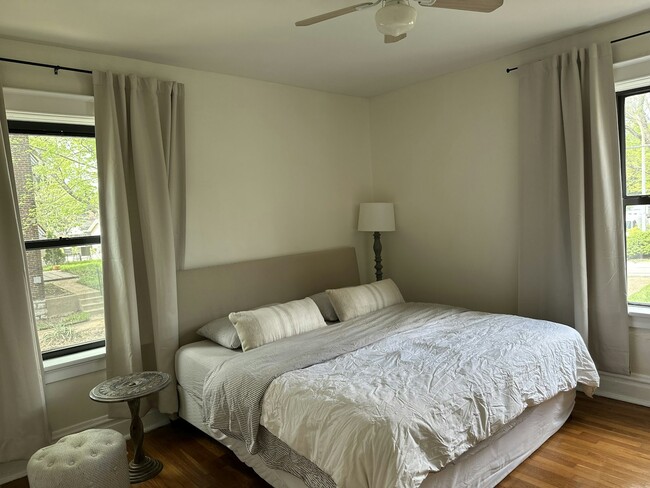 Building Photo - 2027-2029 Alfred Avenue, Unit 2029 B