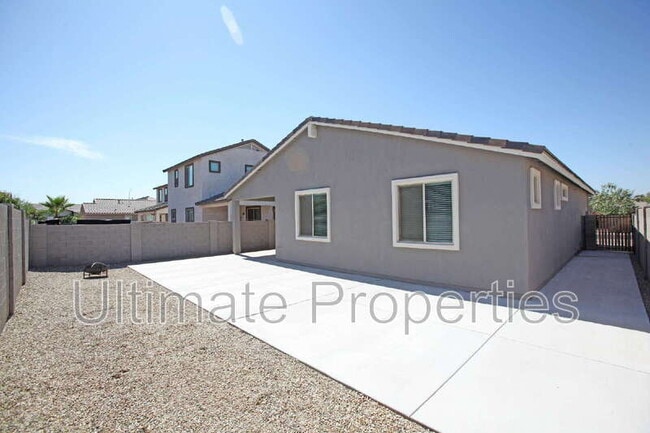 Building Photo - 10966 W Melvin St