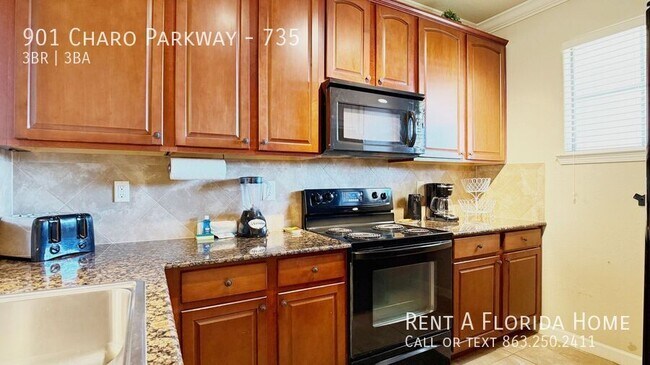 Building Photo - 901 Charo Pkwy