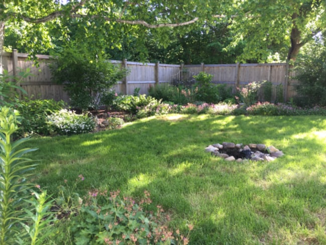 Building Photo - 634 E 5th Ave